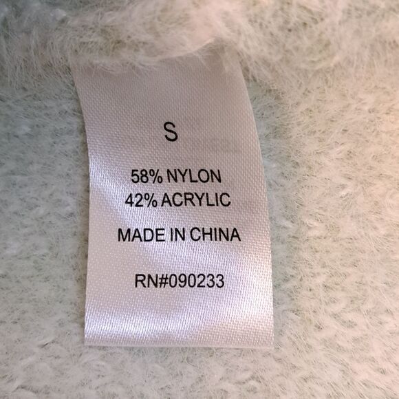 Pac Sun Kendall & Kylie Fuzzy Square Neck Tank Top - Size S NWT - Picture 13 of 16